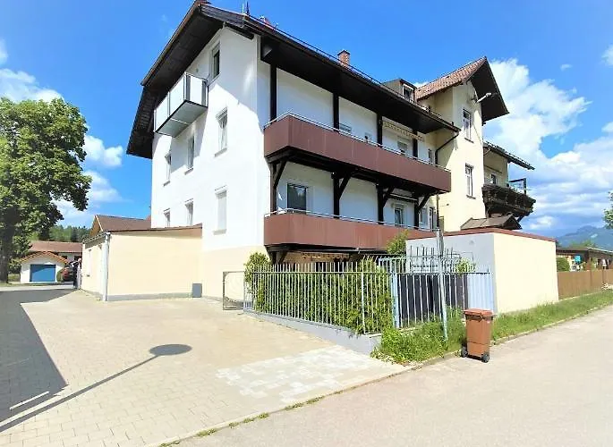 Ferienwohnung Shaki Апартаменти