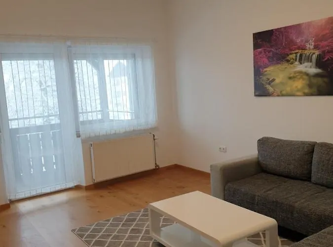 Ferienwohnung Shaki Апартаменти Фюссен