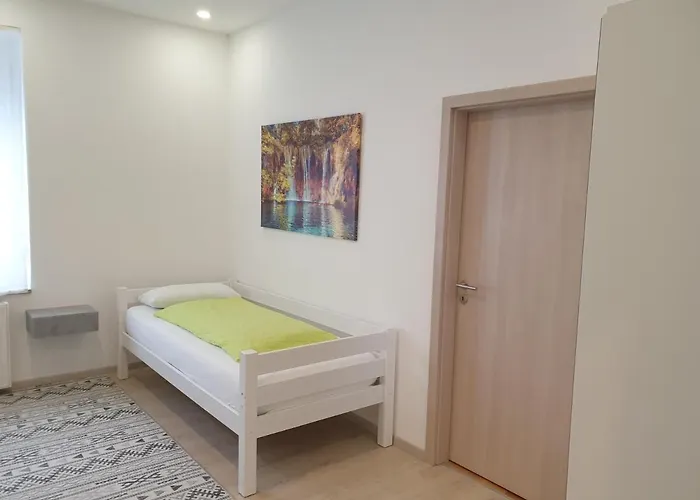 Апартаменти Ferienwohnung Shaki Фюссен