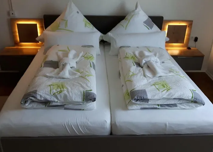 Апартаменти Ferienwohnung Shaki